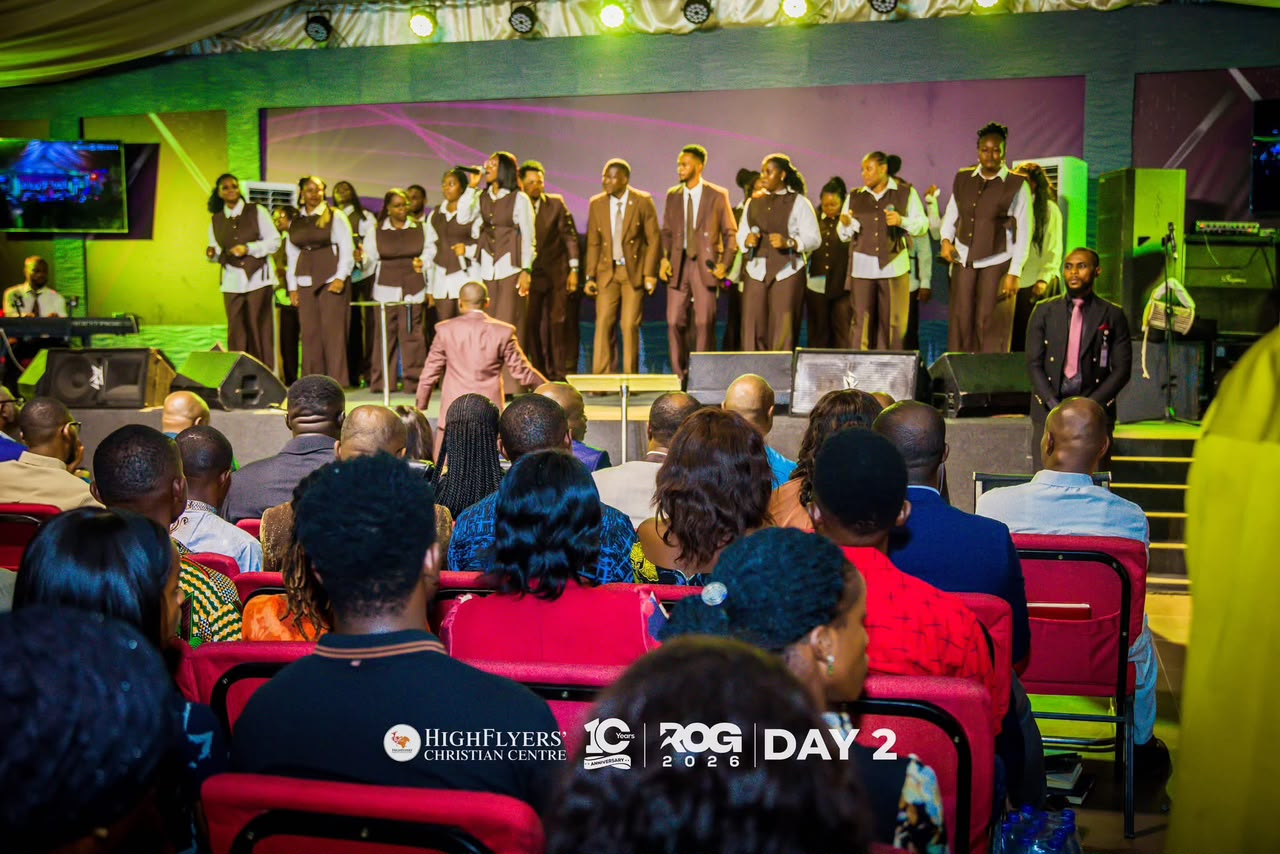 Live broadcast of a service